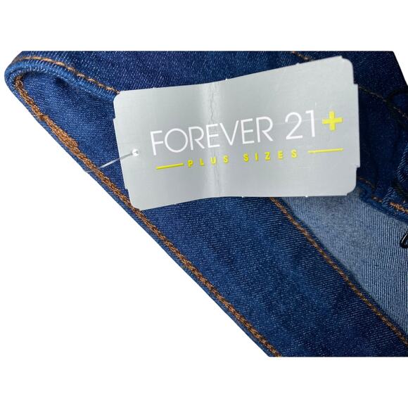 Forever 21 dark washed plus size jeans! - Picture 6 of 6